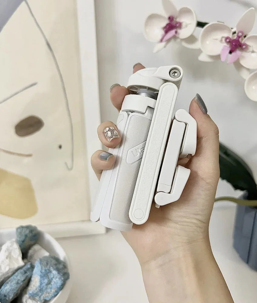 All - in - One Photovlog Mobile Camera for iPhone with Bluetooth Remote - BEIPHONE